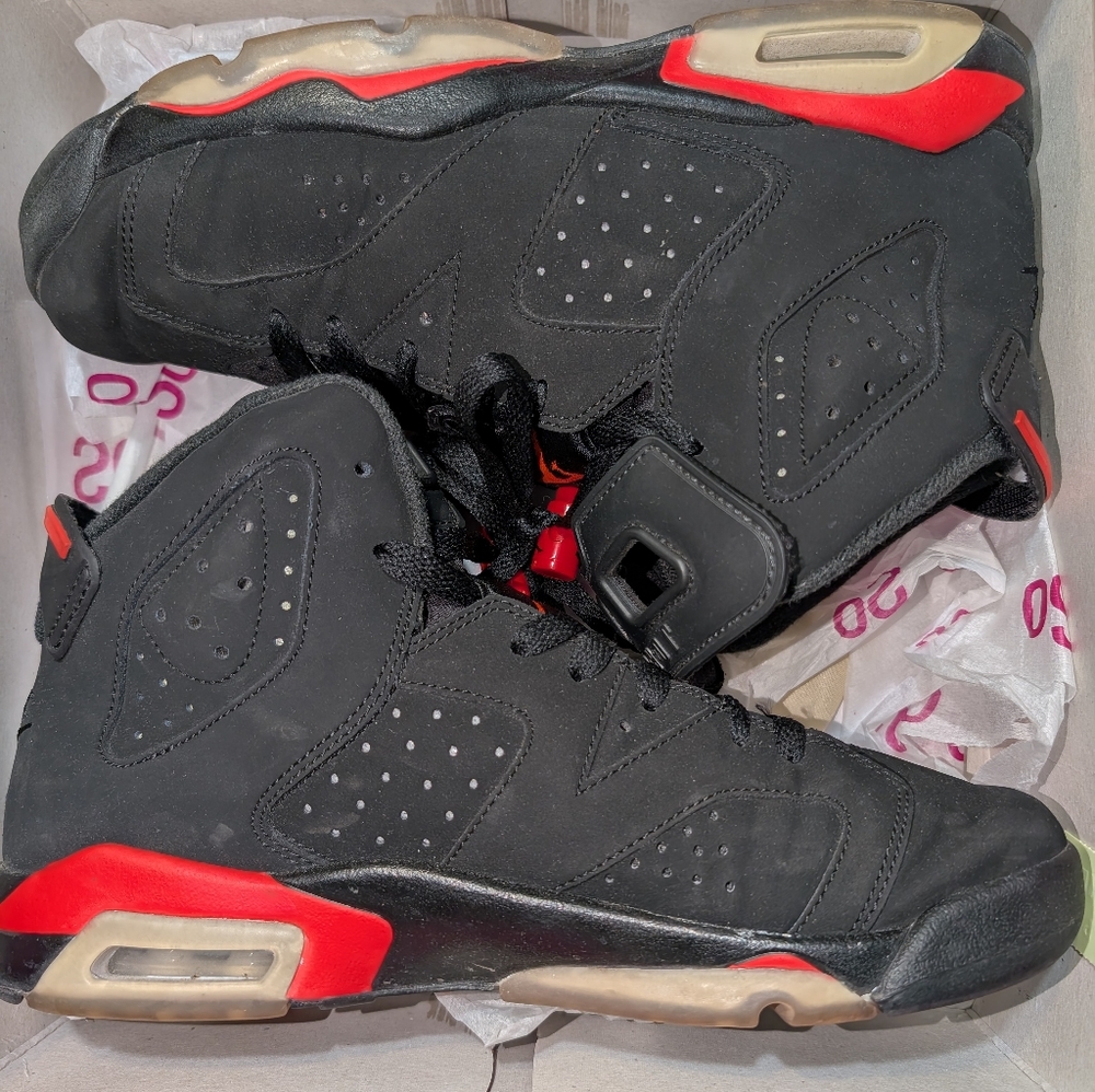 Nike Air Jordan 6 Retro